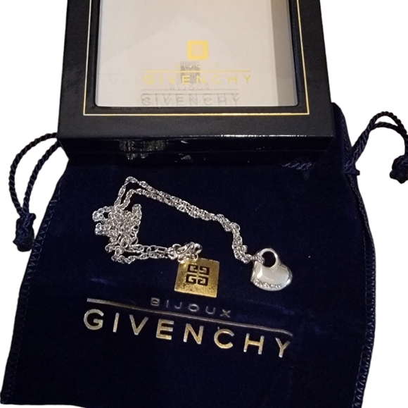 Authenticated Givenchy Silver Toned Metal Heart Pendant Necklace - Picture 1 of 13
